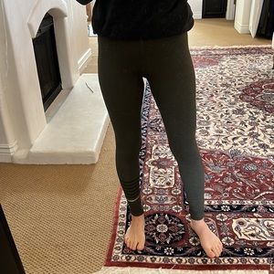 - Lovely Anthropologie sub brand Sundry pair of super soft leggings brand …